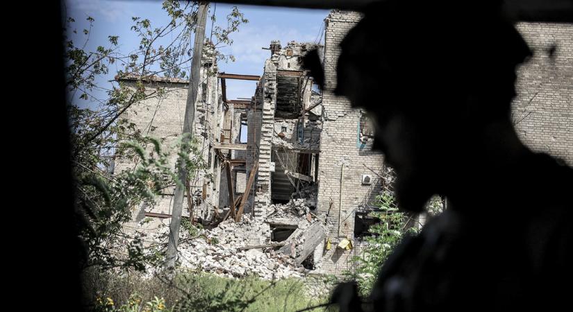 Saját gyermekeikre lőhetnek az ukrán katonák a fronton