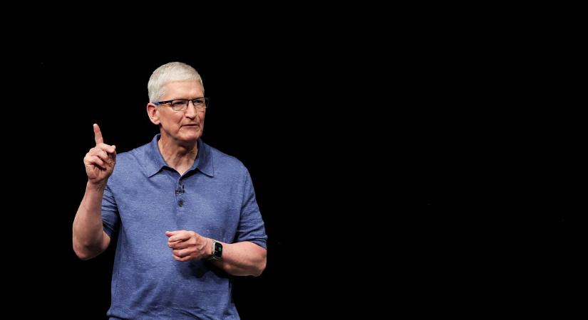 Kinyitja a pénztárcáját az Apple, hogy behozza a nagy lemaradását