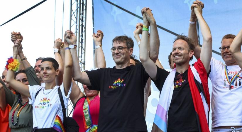 Karácsony Gergely megmutatta a tenyereit a kihallgatása után, hatalmas felzúdulás követte