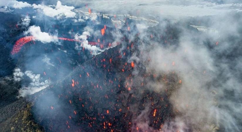 Katasztrófa Kamcsatkán: földrengés és vulkánkitörés rázta meg a térséget
