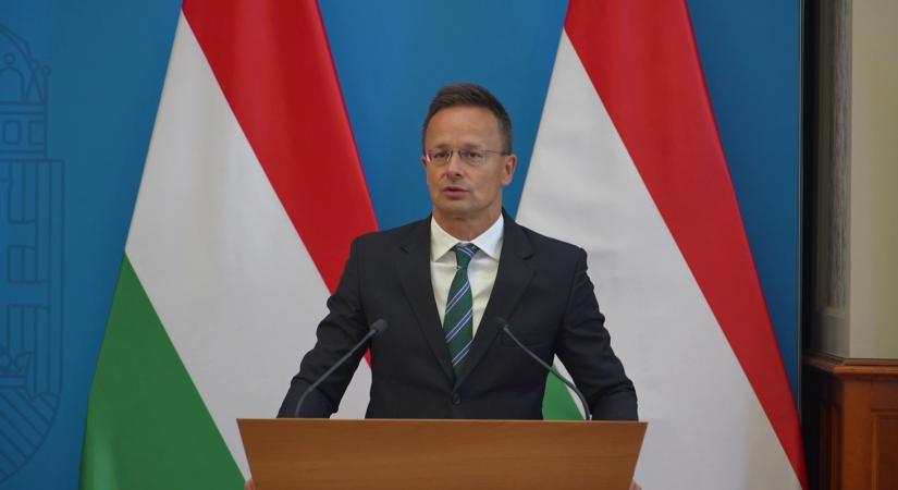Szijjártó Péter: a kormány intézkedései ellensúlyozzák az Európai Bizottság által okozott károkat  videó