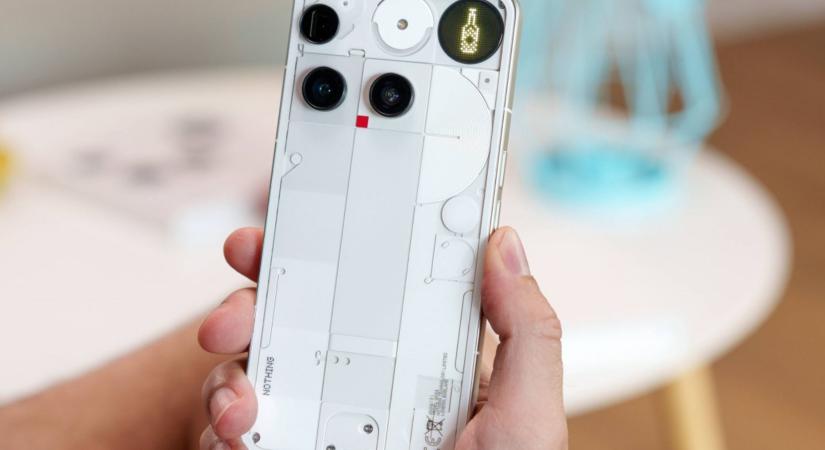 Hamarosan megindul az Android 16 tesztelése a Nothing Phone (3)-on