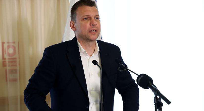 Menczer Tamás: nem létező jelöltekkel nem lehet választást nyerni