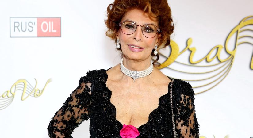 Sophia Loren unokája, Lucia Ponti lélegzetelállítóan szép: modellként debütált a fiatal lány