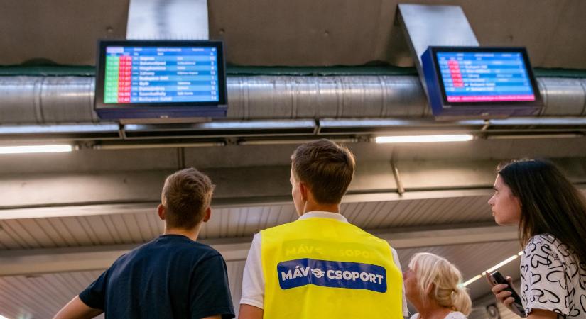 Nincs uniós pénz, úgyhogy a MÁV közel 100 milliót fizet Mister Oroszországként ismert Klaus Mangold tanácsaiért