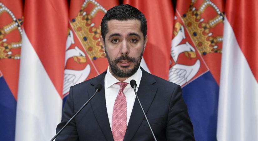 Korábbi minisztert állítottak elő az újvidéki tragédia ügyében
