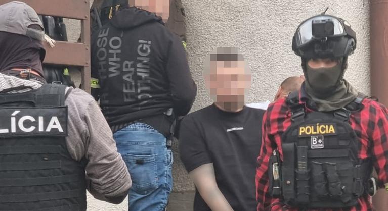Migránsokat csempészett a Magyarországon körözött szlovák férfi, 20 évet is kaphat