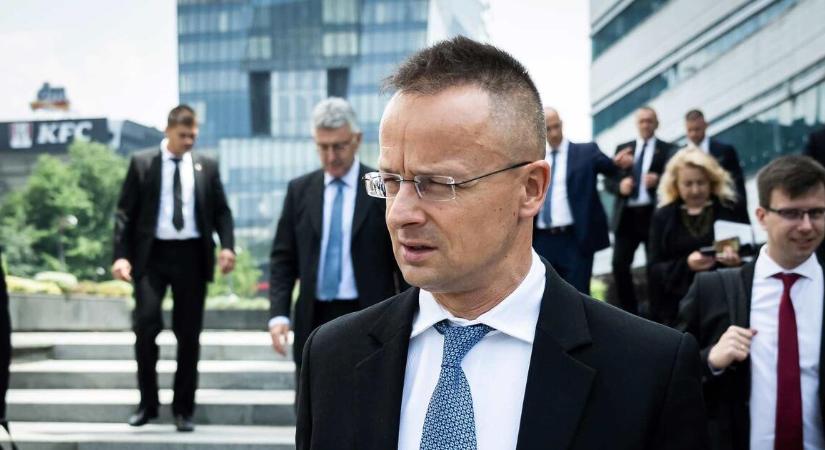 Szijjártó Péter szerint Trump megette von der Leyent reggelire