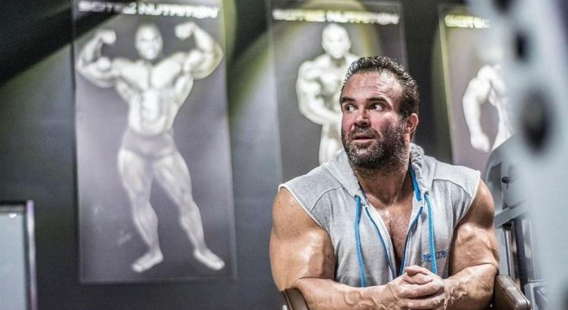 Egy legendától búcsúzik a sportvilág és a barátok