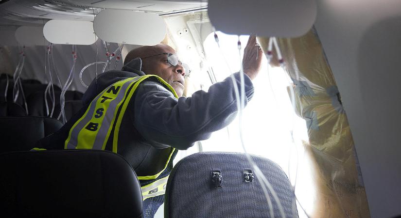 Légiutas-kísérők perelték be a Boeing céget