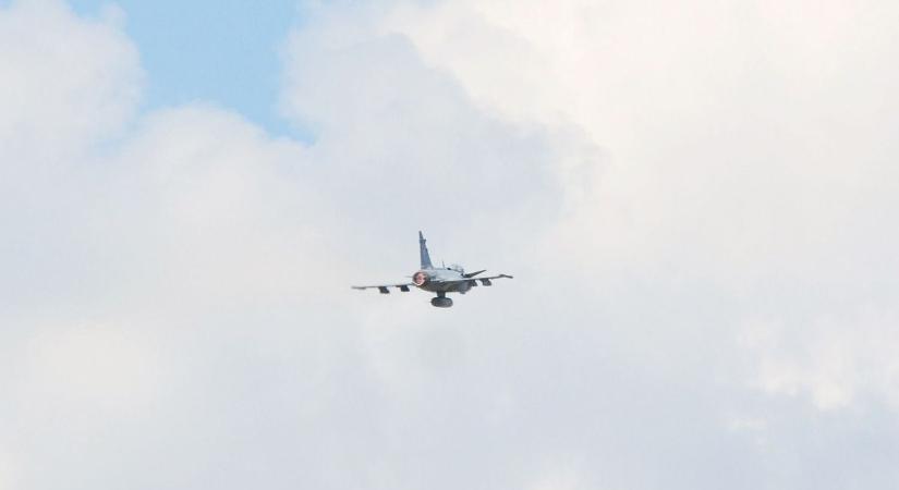 Ezért volt levegőben a Gripen, ami hangrobbanást okozott Debrecenben