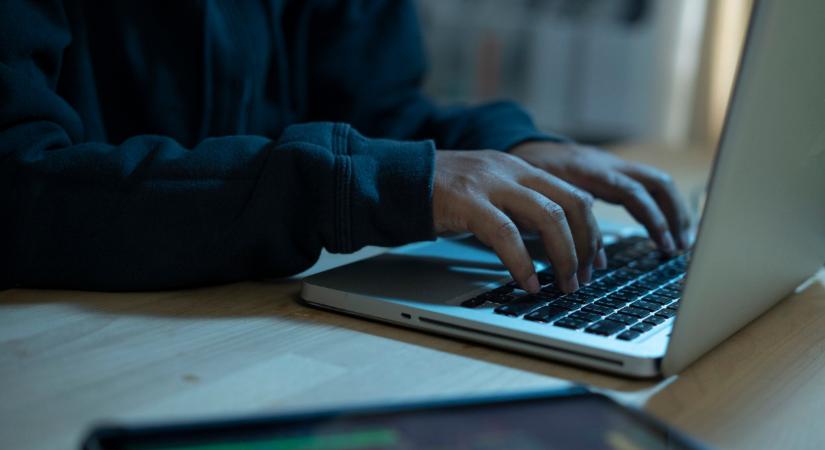 Október végén eltűnhetnek a mentett jelszavaid: erről feltétlenül tudnia kell minden internethasználónak