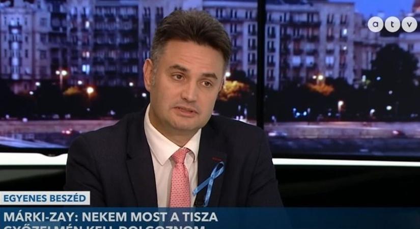 Ceterum censeo: ez az ember egy elmebeteg
