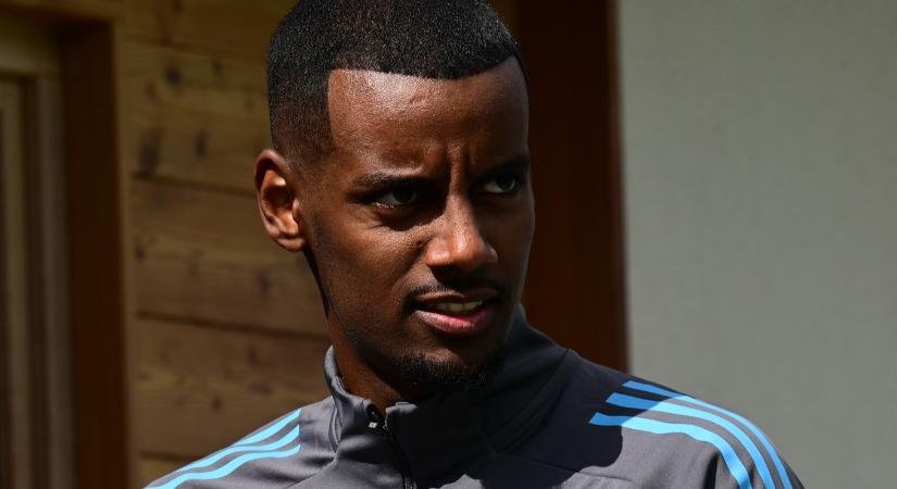 Durvul a helyzet, Alexander Isak lépése a Liverpoolt és a Newcastle Unitedet is sokkolhatja