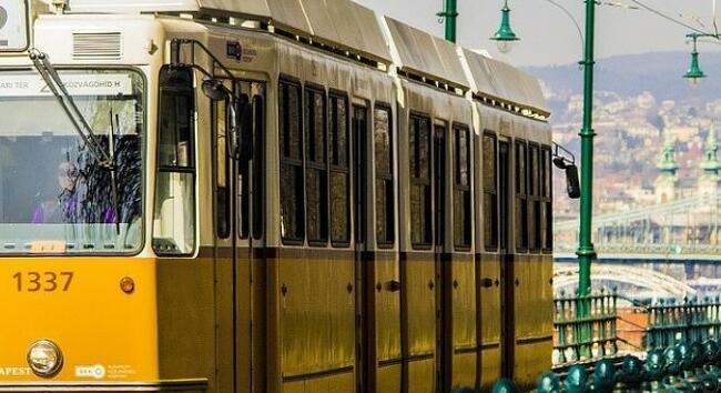 Nosztalgiajáratok indulnak Budapesten augusztusban – különleges élmény a nyár végére