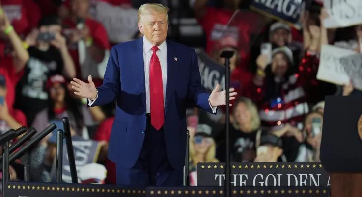 Trump nukleáris tengeralattjárókat mozgósít Medvegyev nyilatkozata után