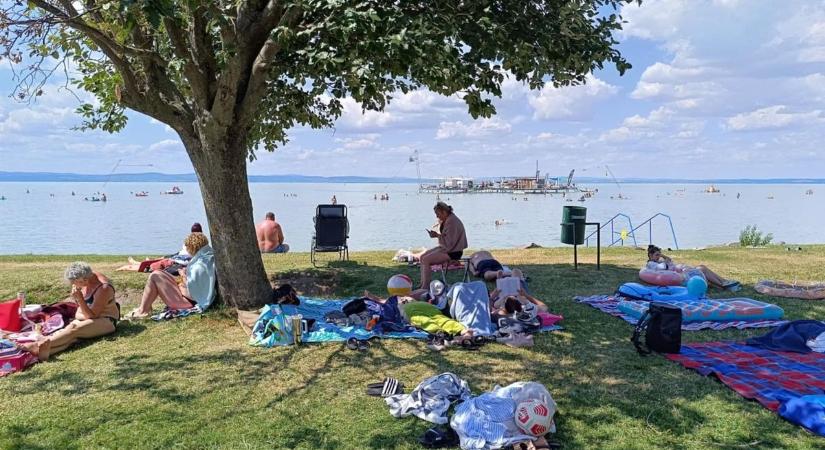 Vajon meddig marad a strandidő a hétvégén?