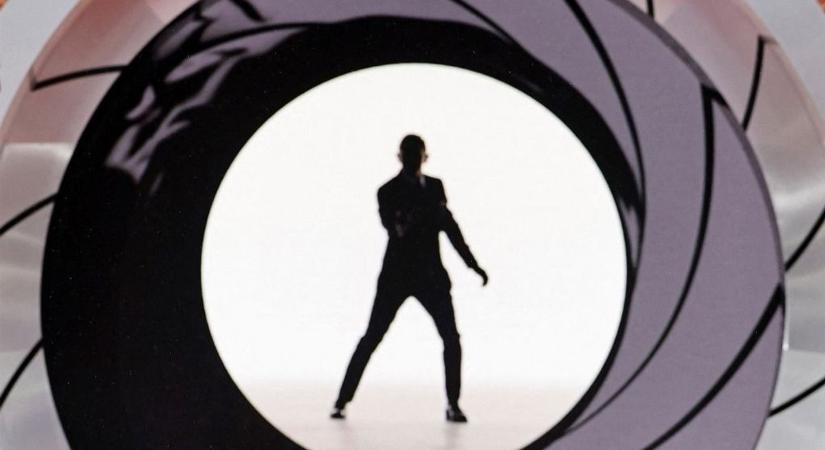 Bűnbandák után szuperkémek: brit filmes legenda csatlakozik a következő James Bond-filmhez