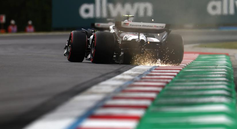F1: „Szakáll nélkül fiatalabb” – csapattársával poénkodott az újonc