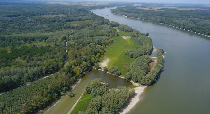 Vad sziget helyreállítást valósítanak meg a Dunán