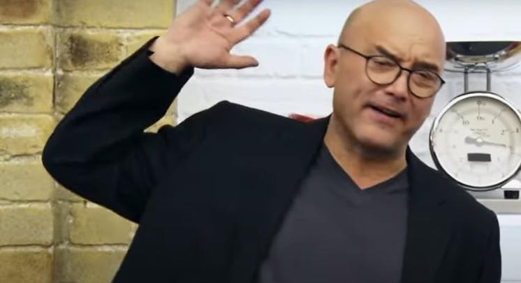Botrány a főzős műsorban – Kirúgtak egy versenyzőt, mert szólni mert