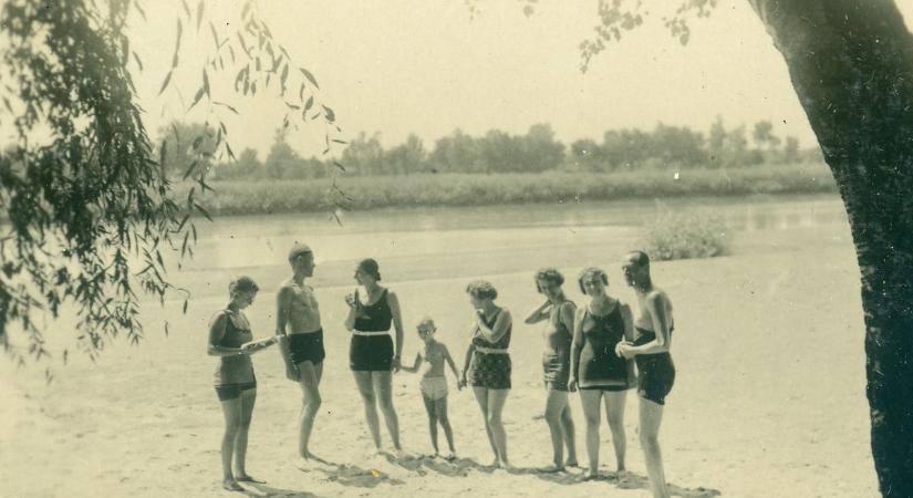 Százéves strandfotók bukkantak elő, meglepő miben fürdőztek dédszüleink – galériával