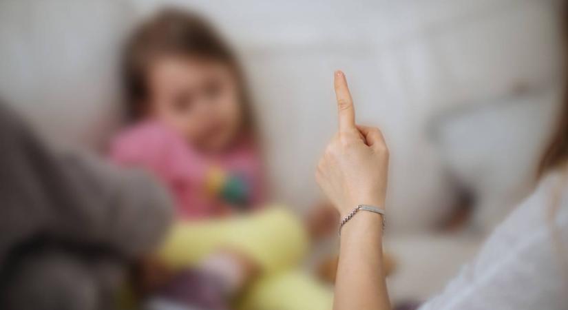 Súlyos vádak: nem mondták az anyák napi verset, felpofozhatta a gyerekeket a nagykanizsai óvónő
