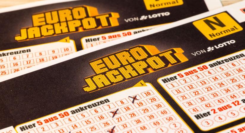 Eurojackpot: ennyi pénzzel egyből tárt karokkal várnak a milliárdosok klubjában, nem is kellett túl nehéz számokat eltalálni hozzá