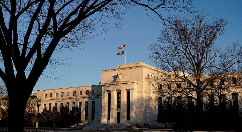 Amit Trump művel, az semmi: volt példa fizikai erőszakra is a Fed elnökével szemben