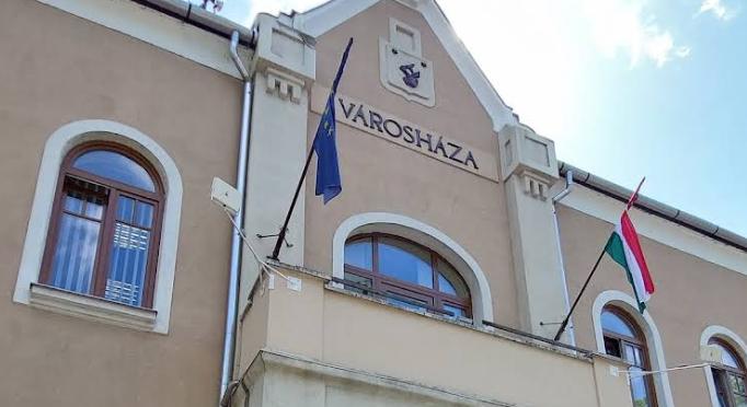 Mezőkeresztes visszavonta az önazonossági rendeletét, pedig elsők voltak a bevezetésében