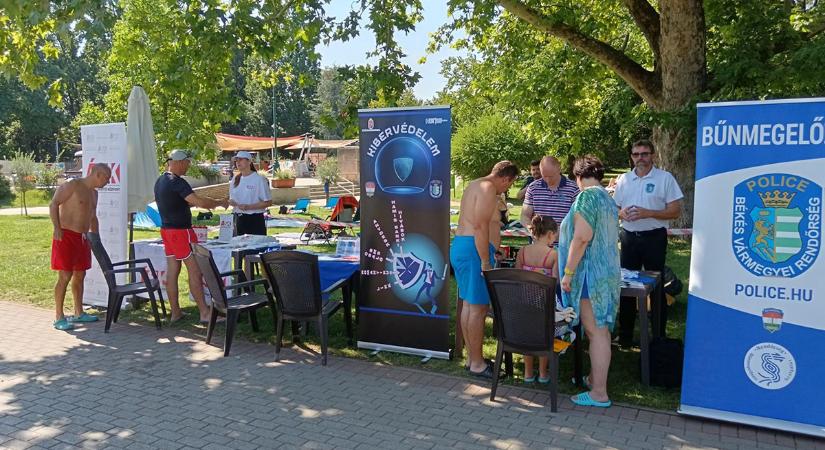 Országszerte kampányol a rendőrség az online bűnözés ellen
