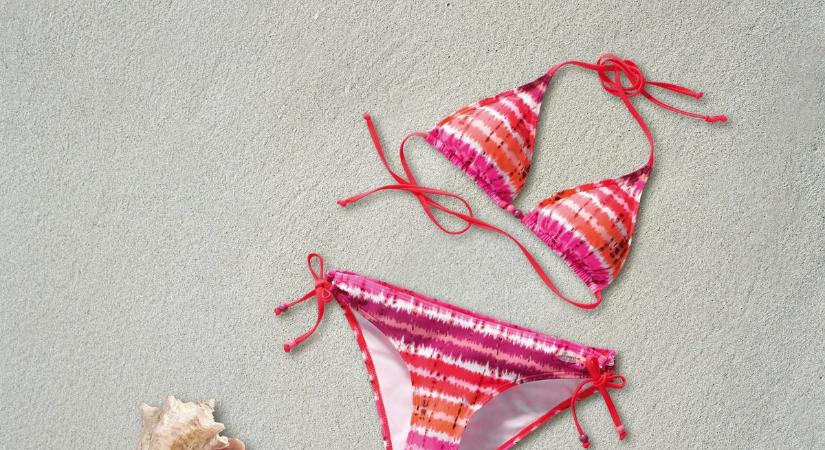 Pálmafák és bikini: Kőváry Anett bikiniben mutatta meg kiváló alakját - fotó