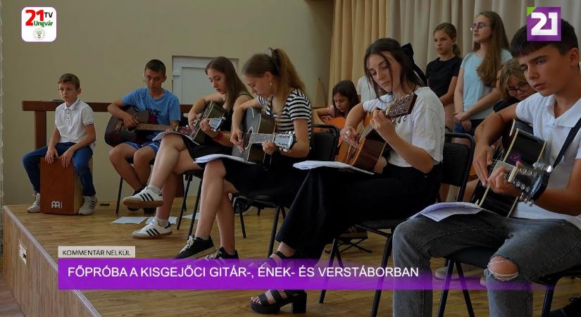 Kommentár nélkül (2025.08.02) - Főpróba a kisgejőci gitár-, ének- és verstáborban (videó)