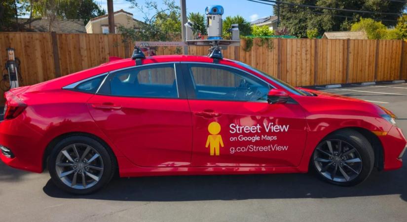 Kártérítést fizettek egy rendőrnek, miután a Google Street View autója lefotózta meztelenül