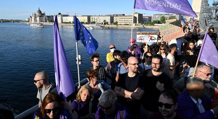 Menczer: áprilisban Magyar Péter és a Tisza is indulhat a Momentum után