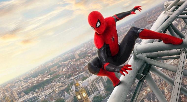 Tom Holland megmutatta a jelmezét, amit a nem várt karaktereket felvonultató Pókember 4-ben fog viselni