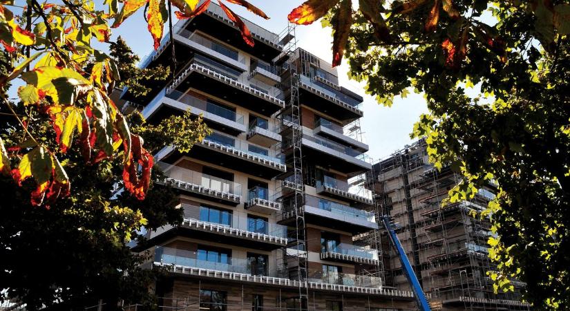 Milliókat spórolhatnak a magyar fiatalok – mutatjuk a számokat