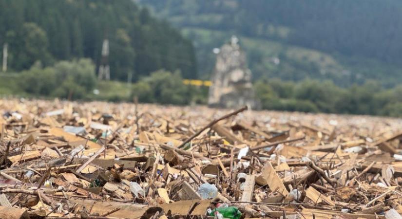 Időzített bomba a Békási-víztározóban fölhalmozódott szemét – szombati hírmix