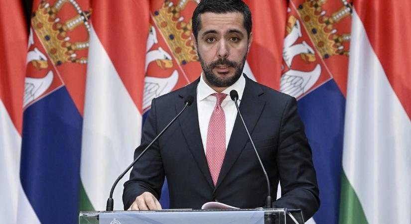 Újabb letartóztatások, folytatódik a miniszterelnököt buktató botrány