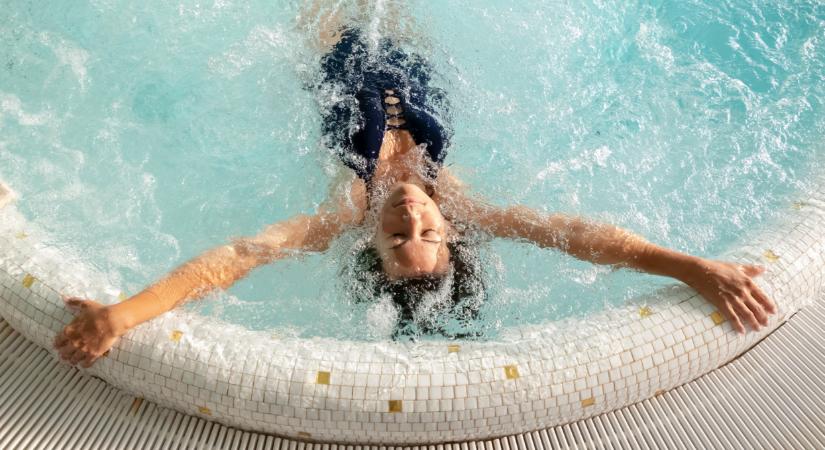 Veszélyes lehet a fürdőzés: láthatatlan kockázatot hordoz a legionella
