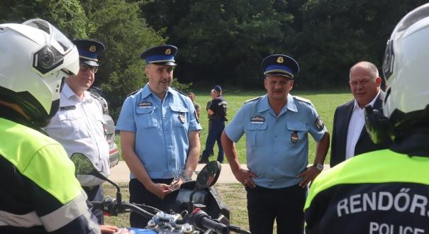 Krosszmotorokkal vadászik a rendőrség a fatolvajokra?