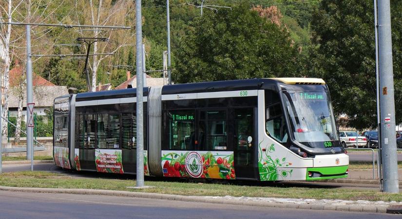 Így változik a közlekedés vasárnap Miskolcon!