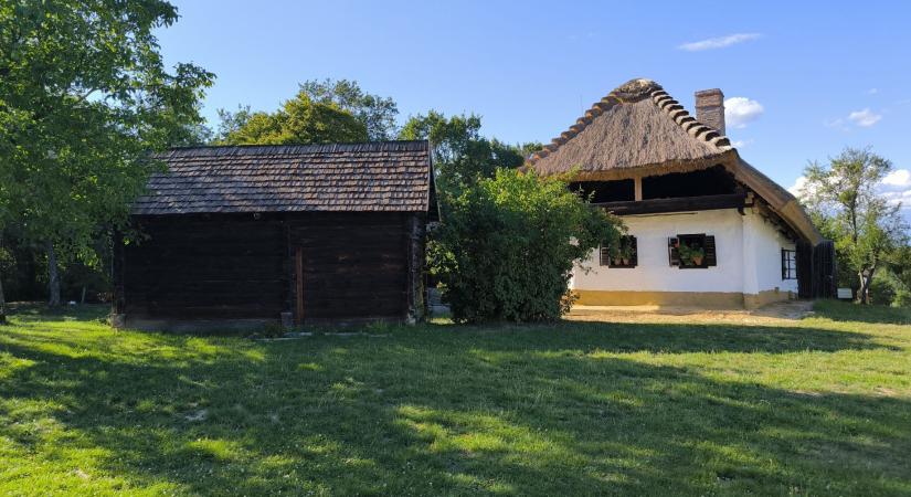 Semmiből minden