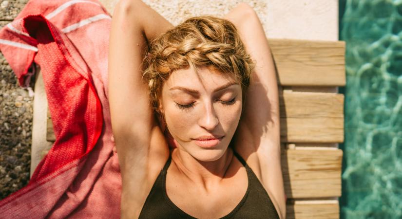 10 trükkös frizura, amivel leplezheted a lenőtt hajat