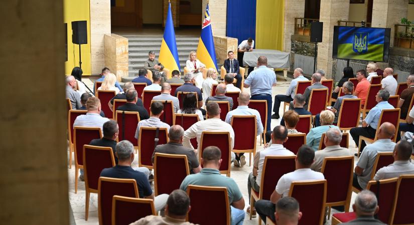Ungváron egyeztettek a helyi adóreformról és Kárpátalja sürgető problémáiról