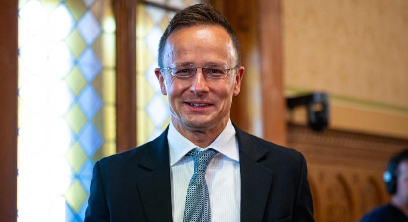 Szijjártó Péter A mi kis falunk-rajongó: „Nagyon tisztelem a színészeket, akik ebben a sorozatban vannak”