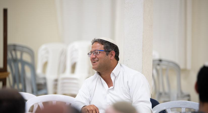 Az izraeli nemzetbiztonsági miniszter hangosan imádkozott a jeruzsálemi Templomhegyen, megszegve a szent hely status quóját