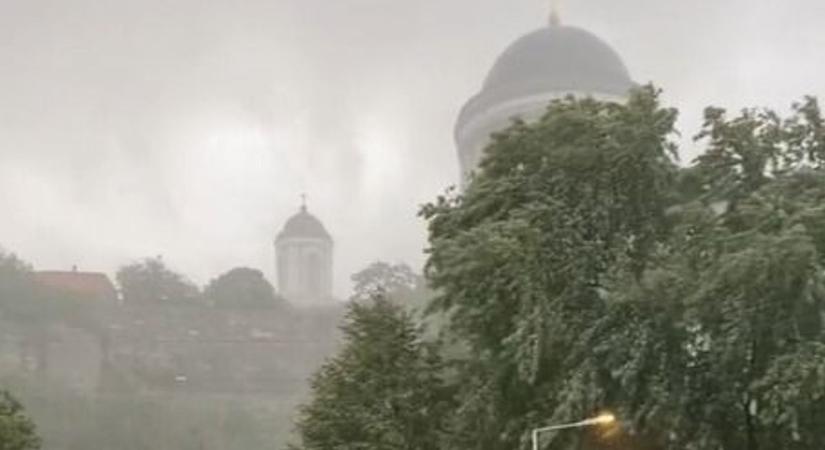Továbbra is riasztás van érvényben: zivatarral, széllel, jéggel csap le az időjárás