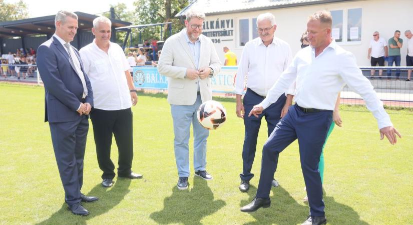 Felavatták Balkány új ékszerdobozát, minden adott a minőségi sportoláshoz (fotókkal)