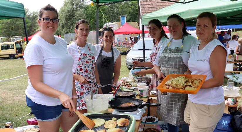 Kavarták, sütötték, kínálták – Így éltették a zalai prószát a kis falu fesztiválján (galéria, videó)
